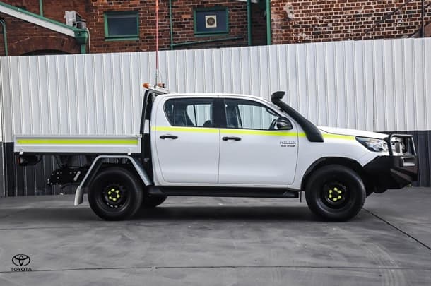 2022 Toyota Hilux SR in White