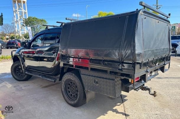 2010 Mitsubishi Triton GLX-R in Black