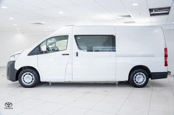 2021 Toyota Hiace Base in White