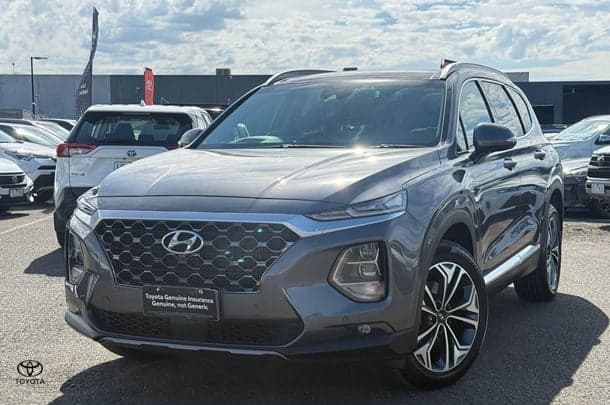 2020 Hyundai Santa Fe Highlander in Grey