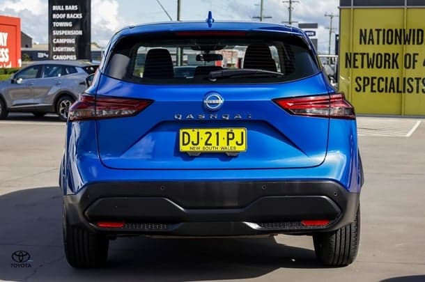 2024 Nissan QASHQAI ST in Blue