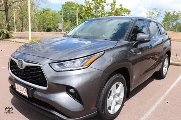 2023 Toyota Kluger GX in Grey