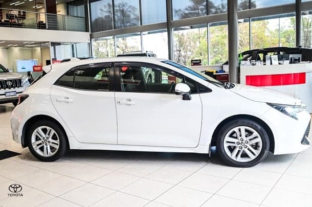 2018 Toyota Corolla Ascent Sport in White