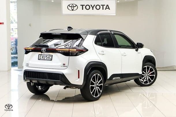 2022 Toyota Yaris Cross GR Sport in White