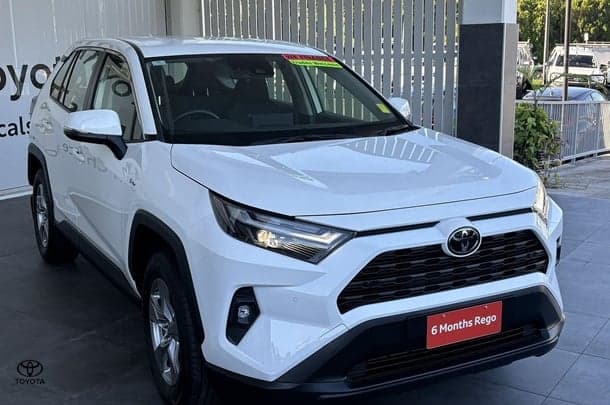 2024 Toyota RAV4 GX AWD in White