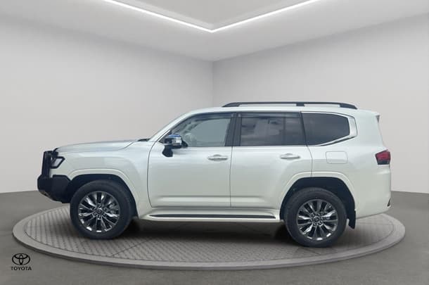 2026 Toyota Landcruiser Performance Hybrid Sahara ZX in White
