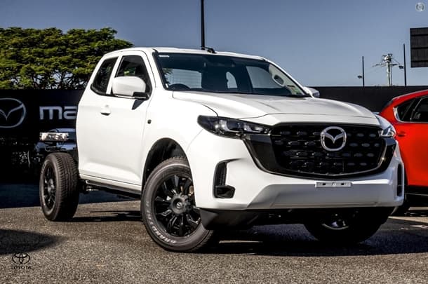 2026 Mazda BT-50 XT in White