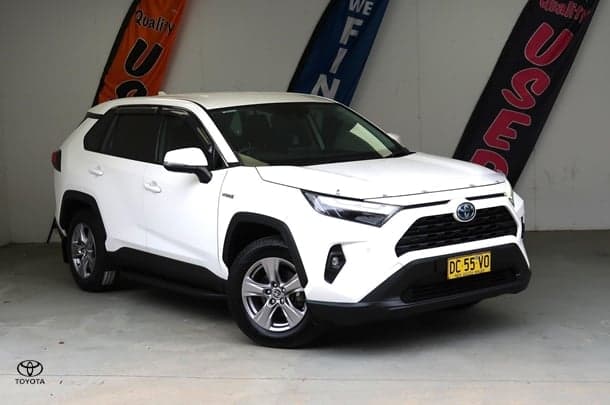 2022 Toyota RAV4 GX in White