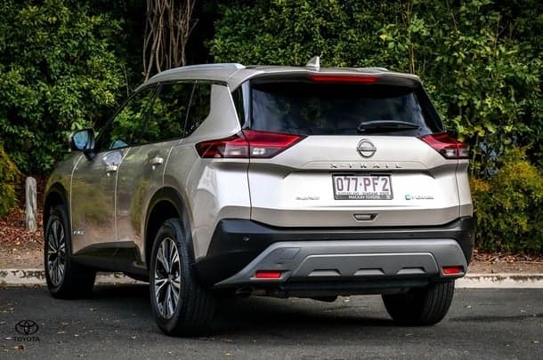 2023 Nissan X-TRAIL ST-L e-POWER in Silver