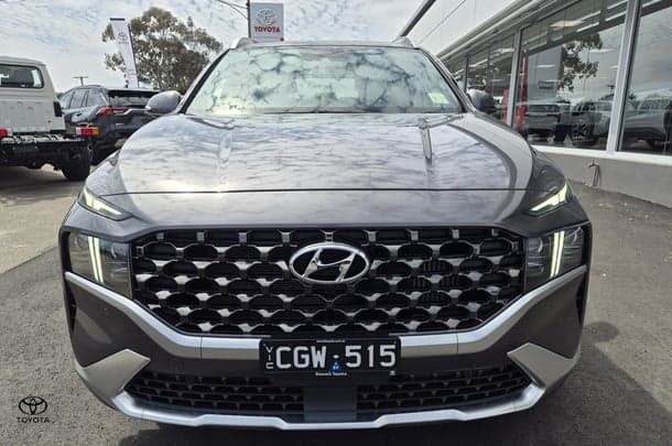 2022 Hyundai Santa Fe Hybrid Highlander in Grey