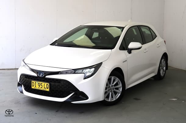 2023 Toyota Corolla Ascent Sport Hybrid in White