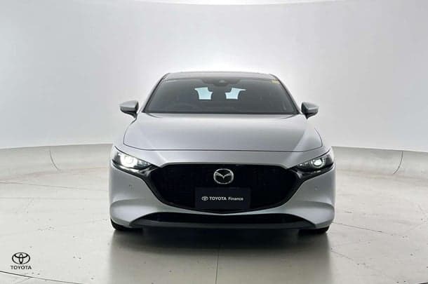 2020 Mazda 3 G25 Astina in Silver