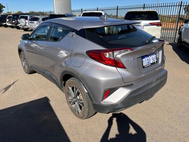 2021 Toyota C-HR GXL 2WD in Silver
