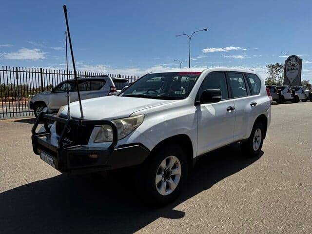 2010 Toyota Landcruiser Prado GX in White