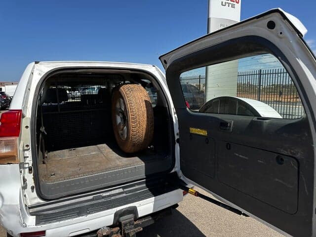 2010 Toyota Landcruiser Prado GX in White