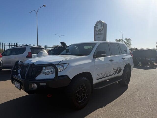 2017 Toyota Landcruiser Prado GX in White