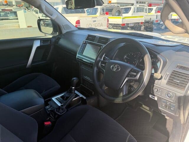 2017 Toyota Landcruiser Prado GX in White