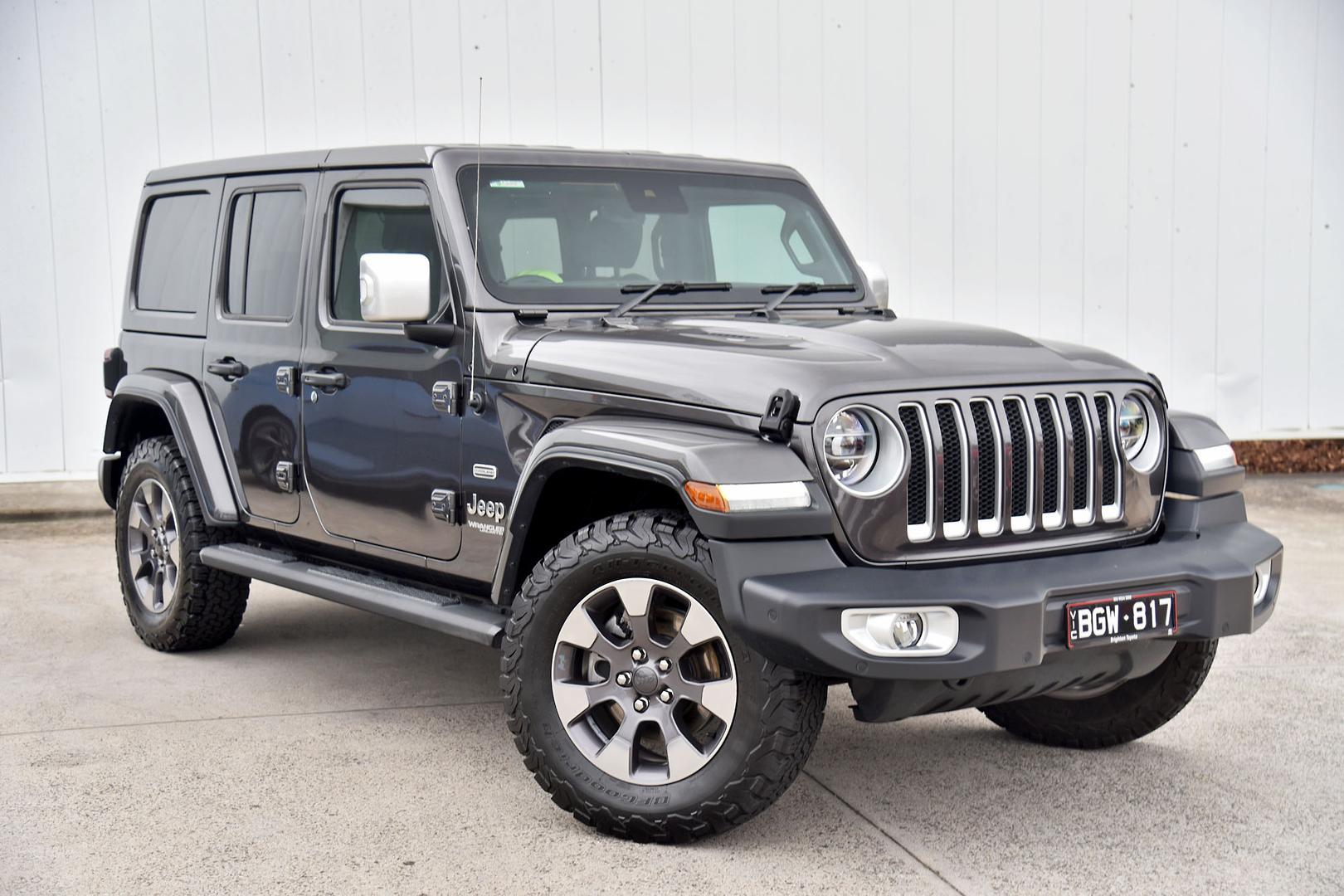 2020 Jeep Wrangler Unlimited Overland in Grey