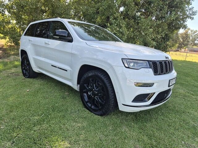 2021 Jeep Grand Cherokee Limited in White