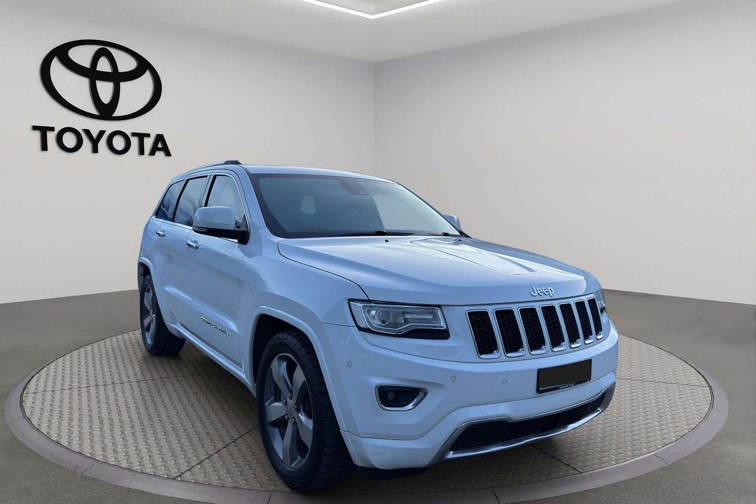 2015 Jeep Grand Cherokee Overland in White