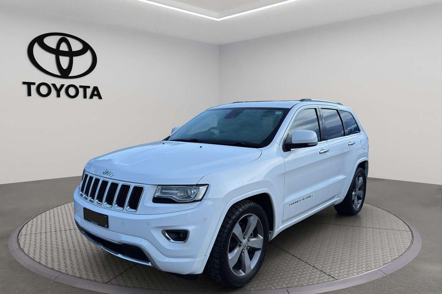2015 Jeep Grand Cherokee Overland in White