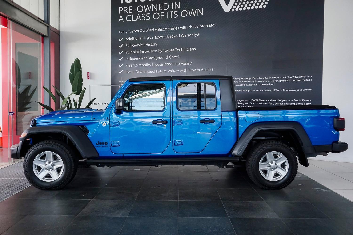 2020 Jeep Gladiator Sport S in Blue
