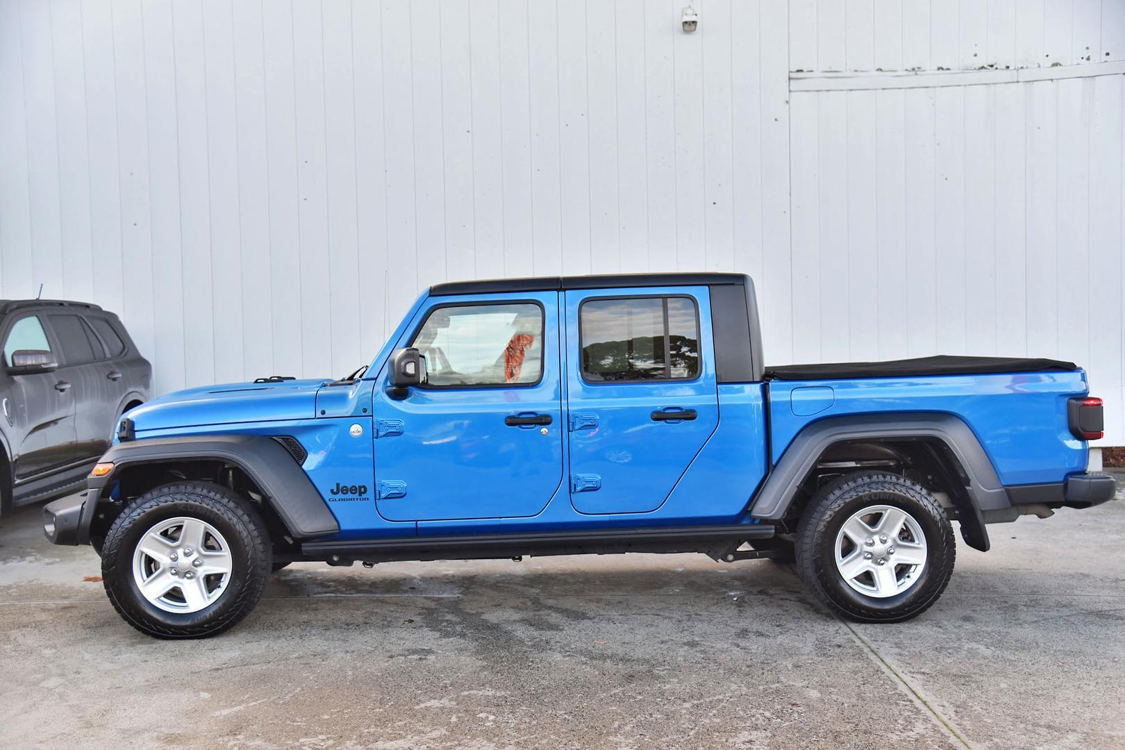 2020 Jeep Gladiator Sport S in Blue