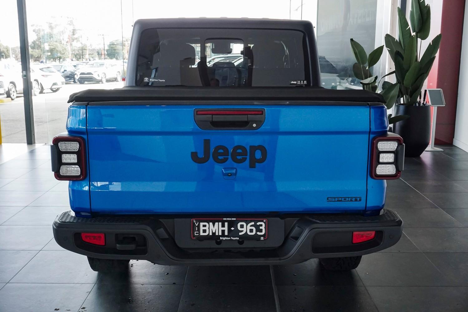 2020 Jeep Gladiator Sport S in Blue