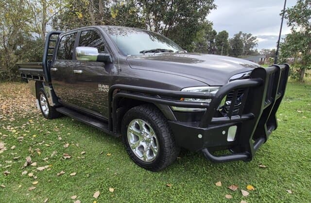2019 RAM 1500 Laramie in Grey