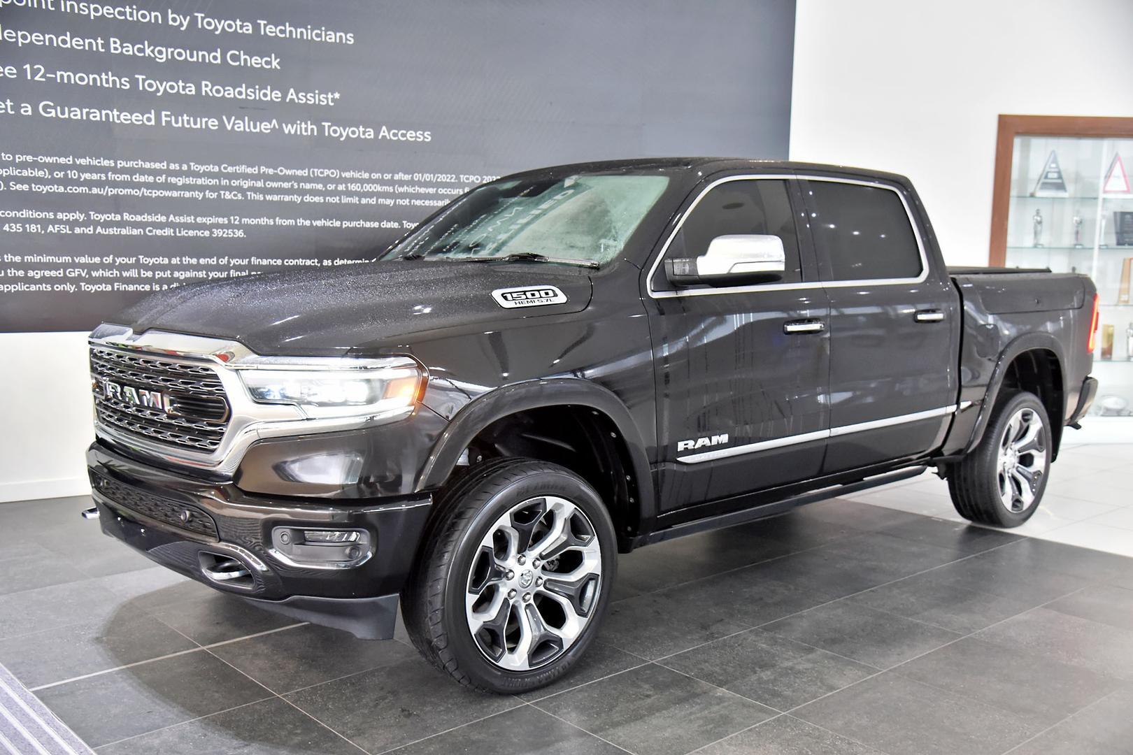 2020 RAM 1500 Laramie RamBox in Black