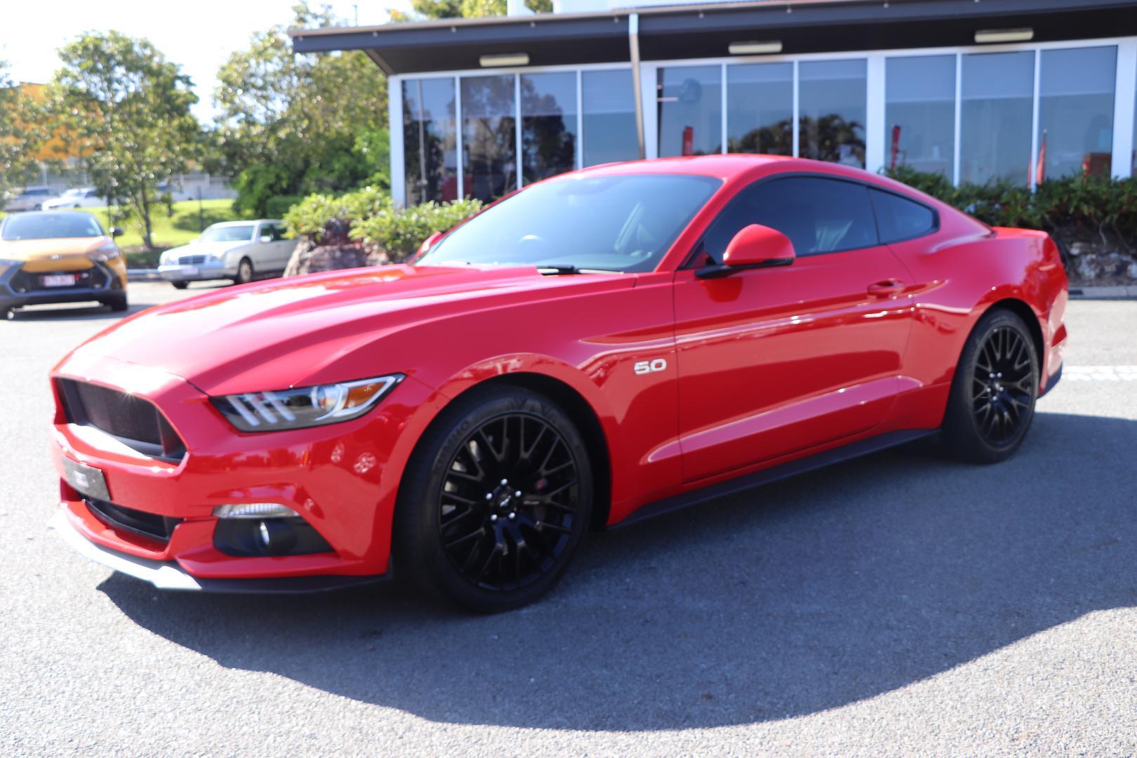 2015 Ford Mustang GT in Grey