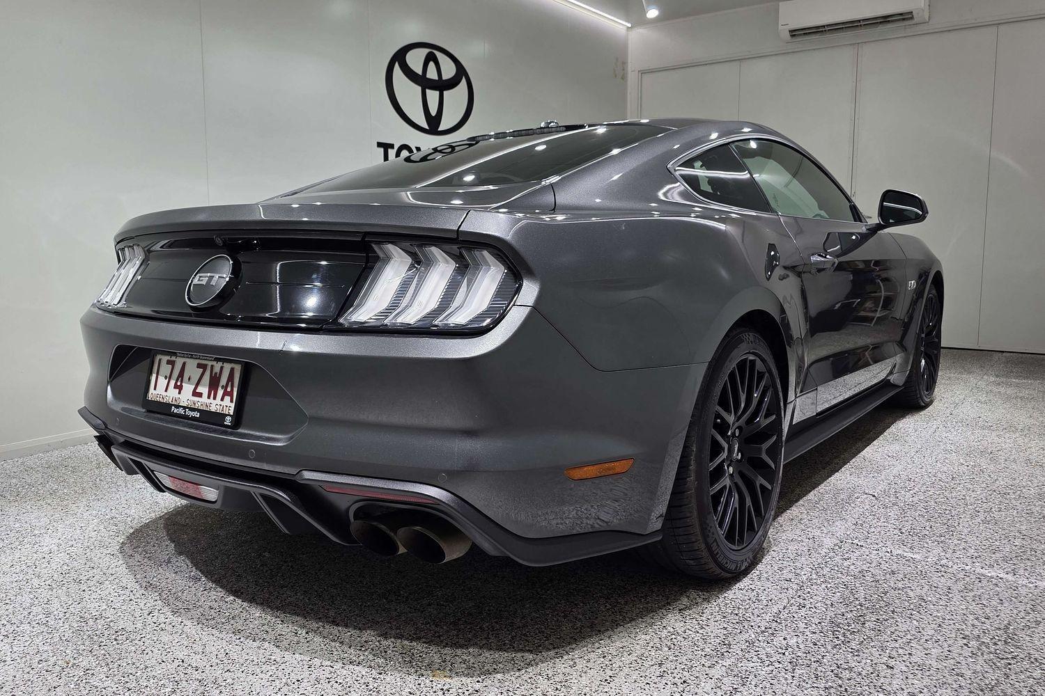 2019 Ford Mustang GT in Grey