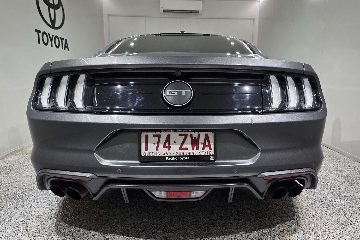 2019 Ford Mustang GT in Grey