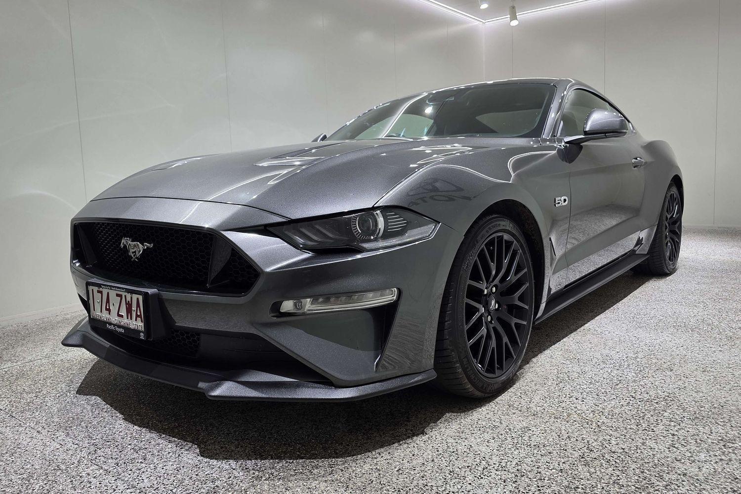 2019 Ford Mustang GT in Grey