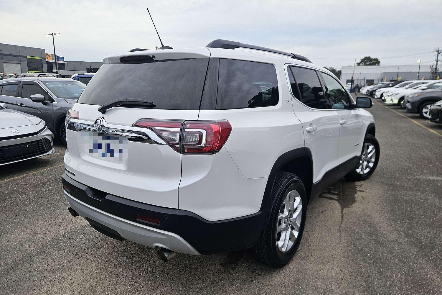2018 Holden Acadia LT in White