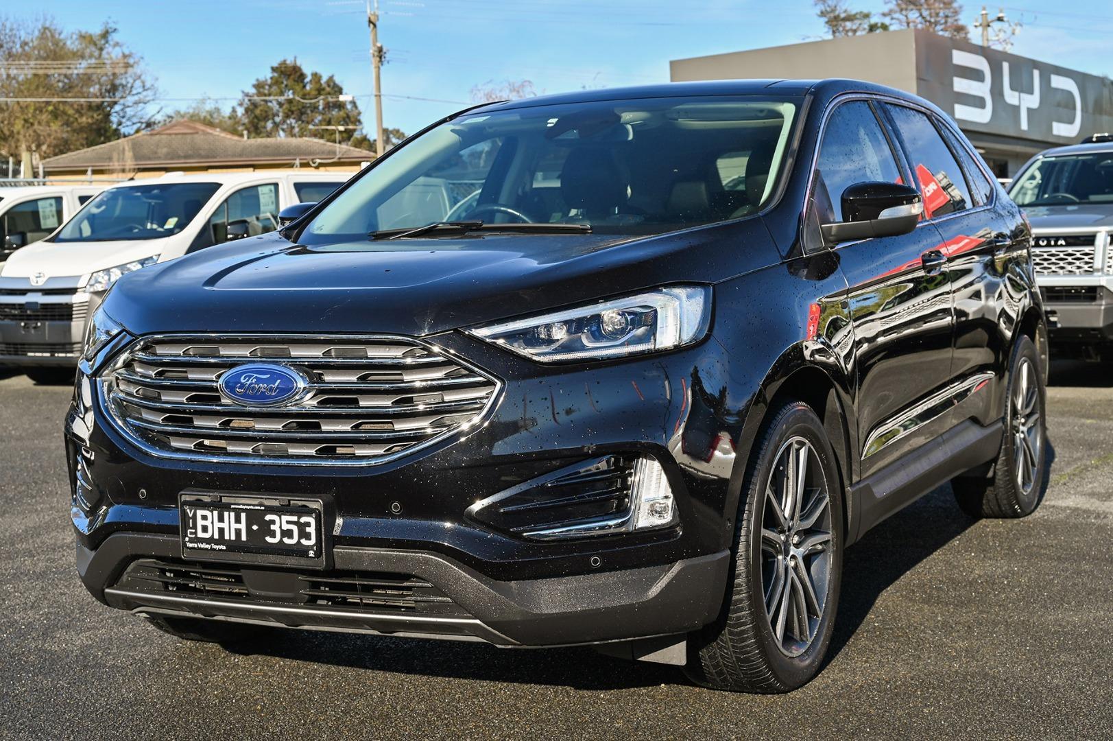 2019 Ford Endura Titanium in Black