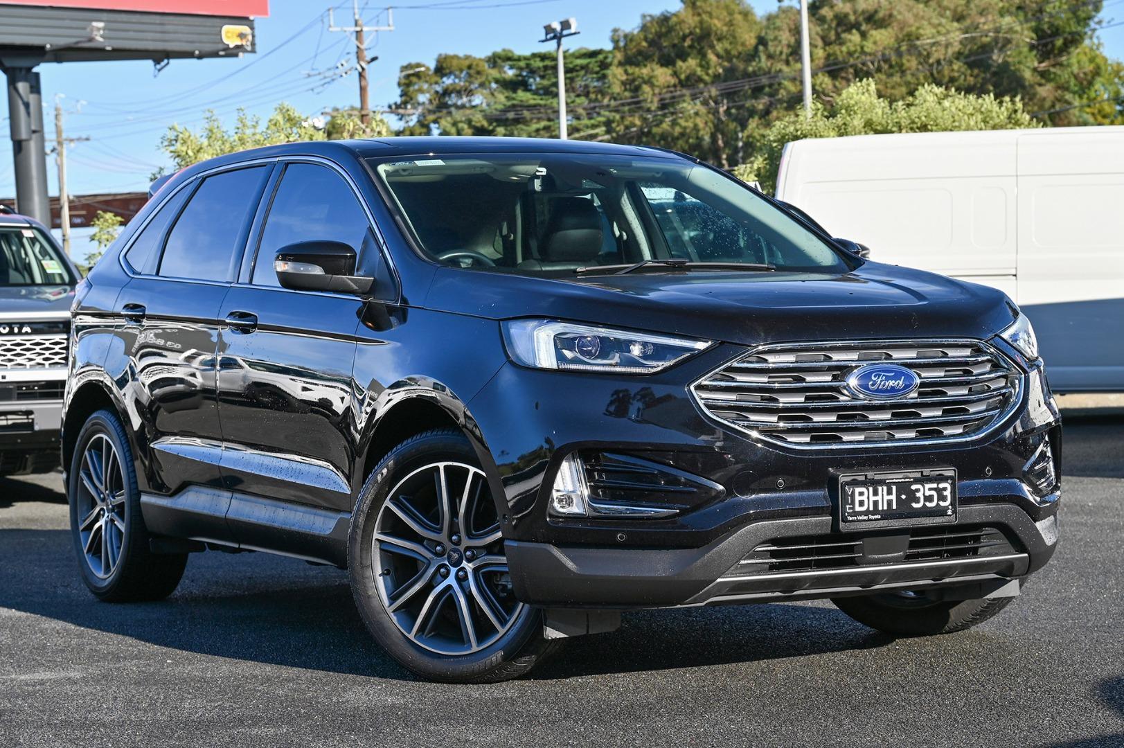 2019 Ford Endura Titanium in Black