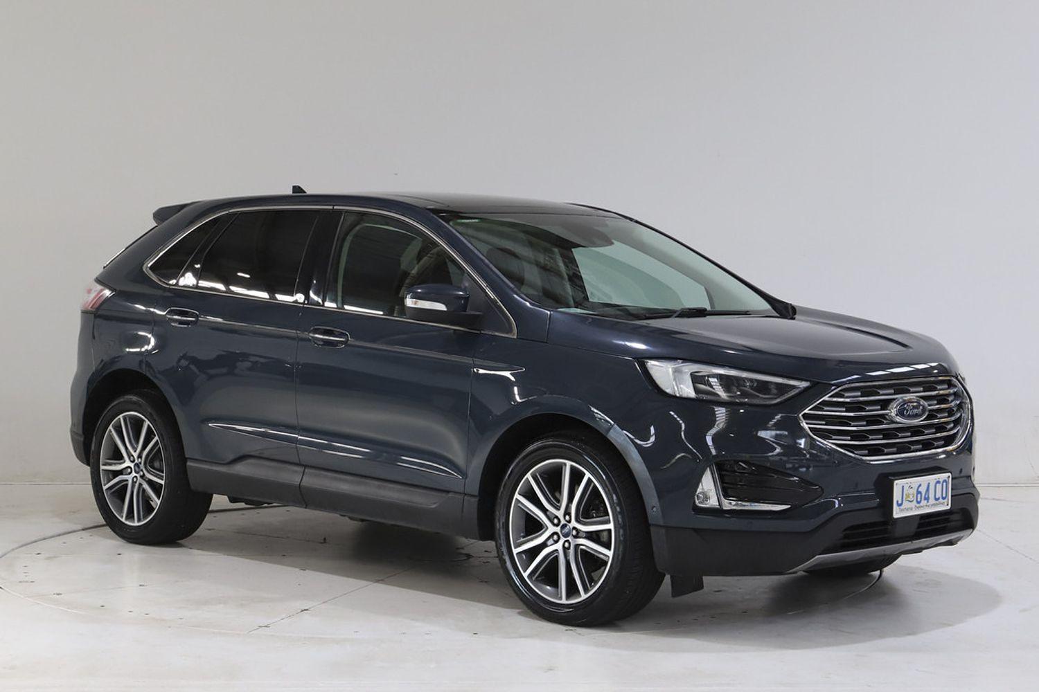 2020 Ford Endura Titanium in Baltic Sea Green