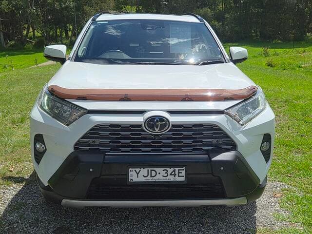 2020 Toyota RAV4 Cruiser 2WD in White