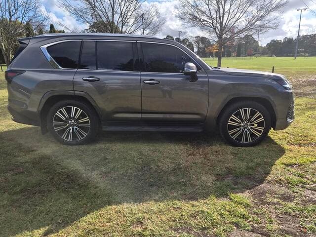 2022 Lexus LX LX500d Sports Luxury in Grey