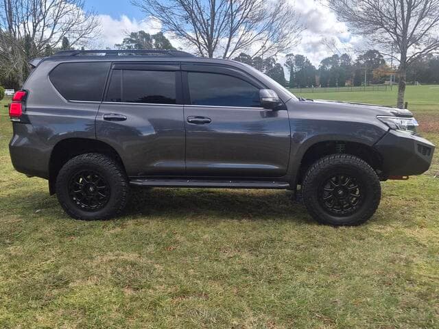 2023 Toyota Landcruiser Prado VX in Silver