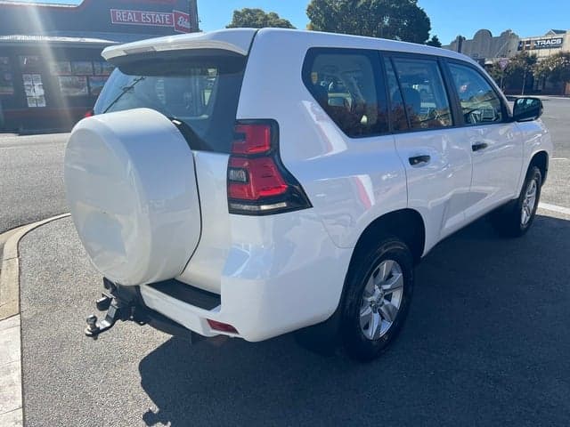 2023 Toyota Landcruiser Prado GX in White