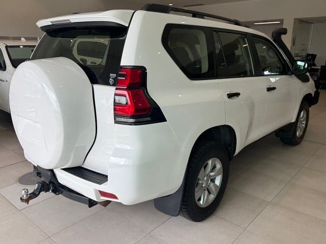 2023 Toyota Landcruiser Prado GX in White