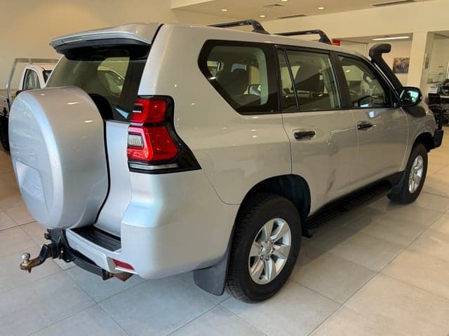 2021 Toyota Landcruiser Prado GX in Silver