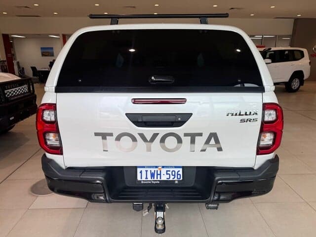 2024 Toyota Hilux SR5 in White