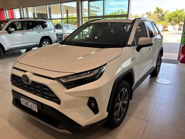 2024 Toyota RAV4 GXL 2WD in White