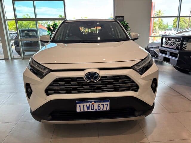 2024 Toyota RAV4 GXL 2WD in White