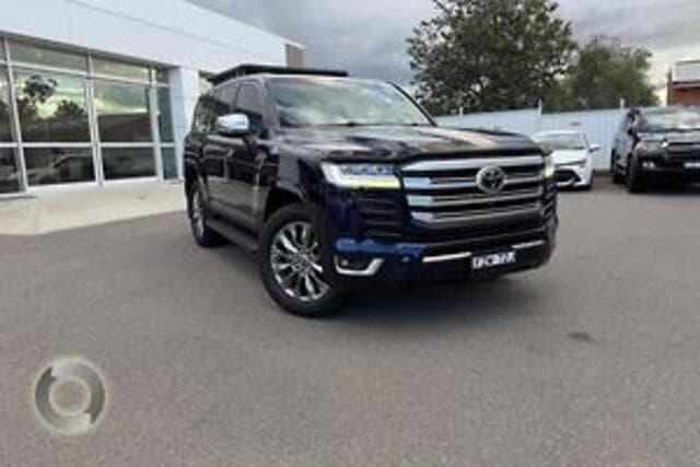 2022 Toyota Landcruiser Sahara ZX in Blue