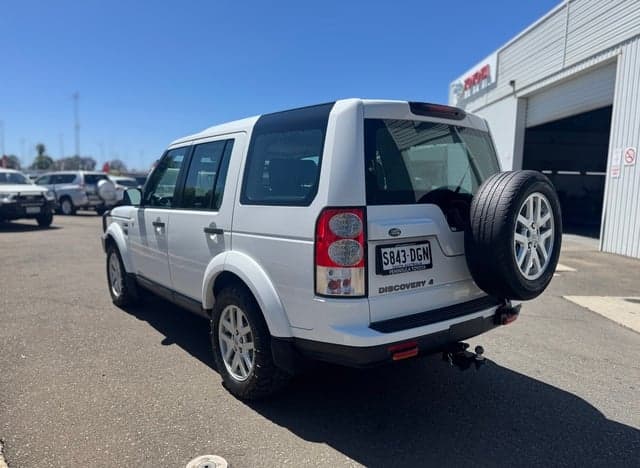 2011 Land Rover Discovery 4 TdV6 in Other