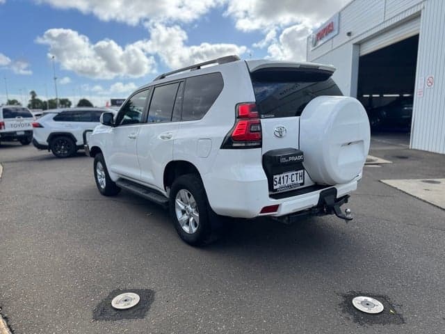 2022 Toyota Landcruiser Prado GXL in White